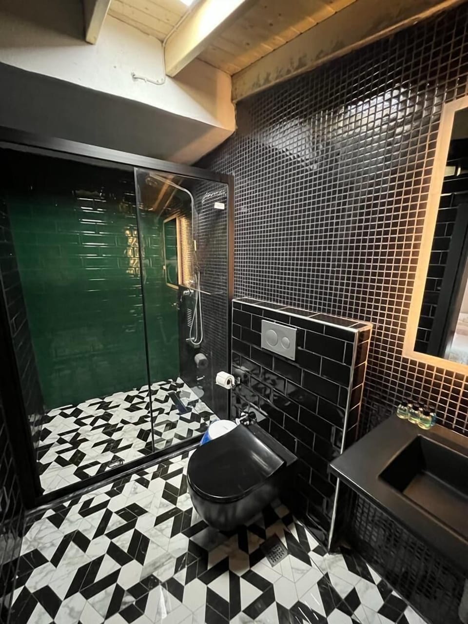 Premium Room | Desk, free WiFi, bed sheets