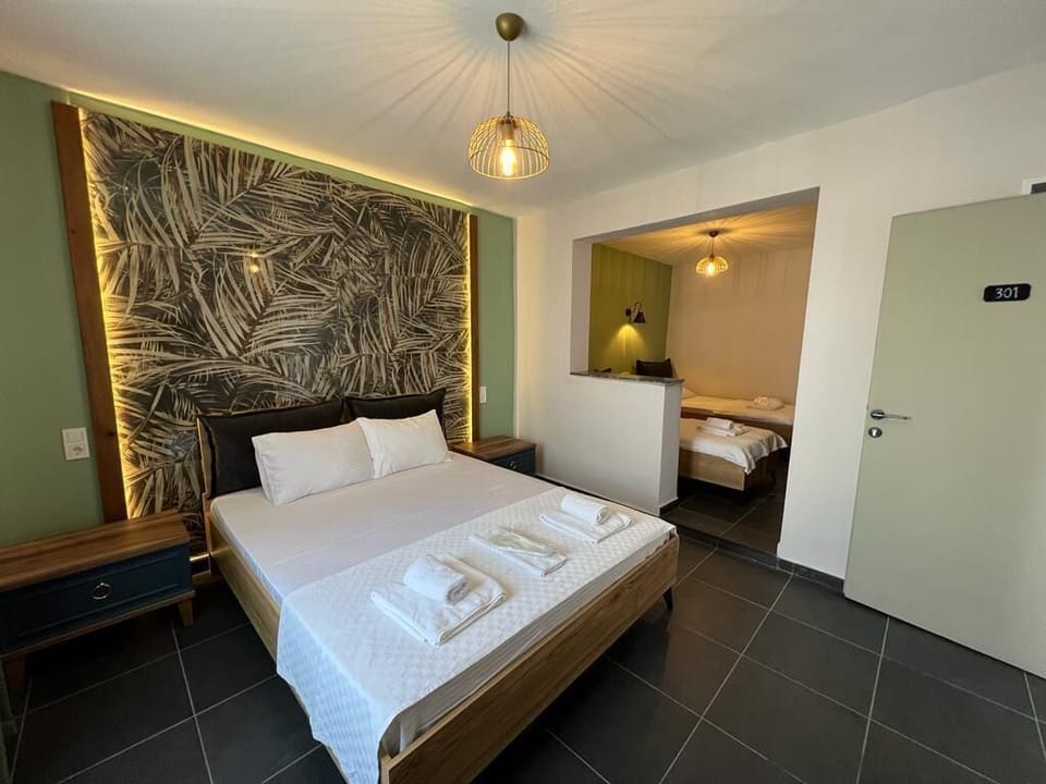 Premium Room | Desk, free WiFi, bed sheets