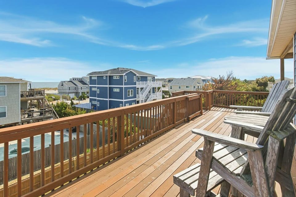 Top-Level Deck with Seating