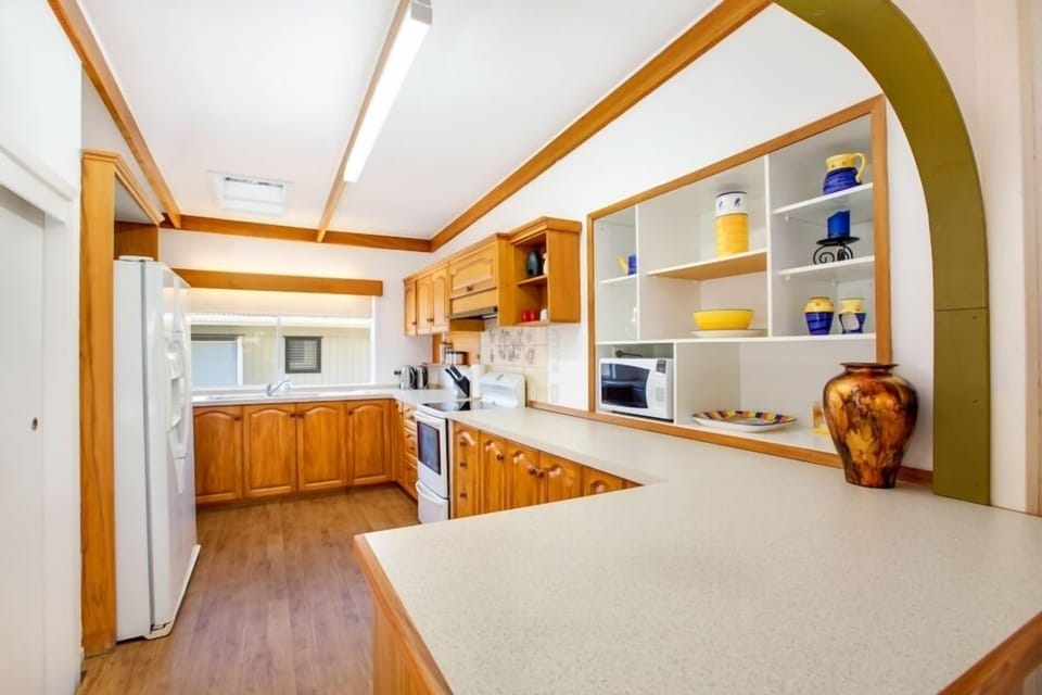 Spacious fully equipped kitchen