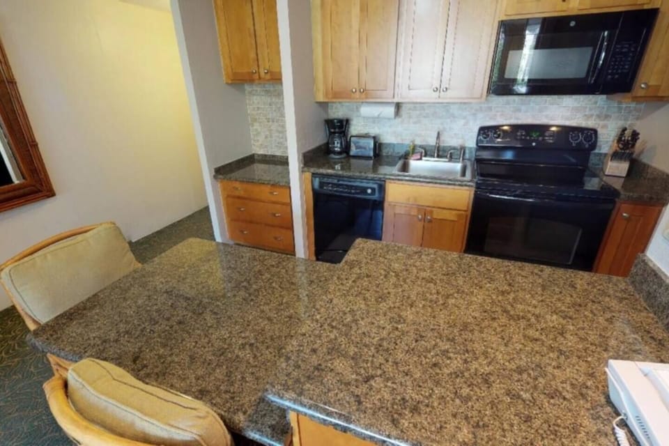 KitchencloseupKShores-221-11032018_103122