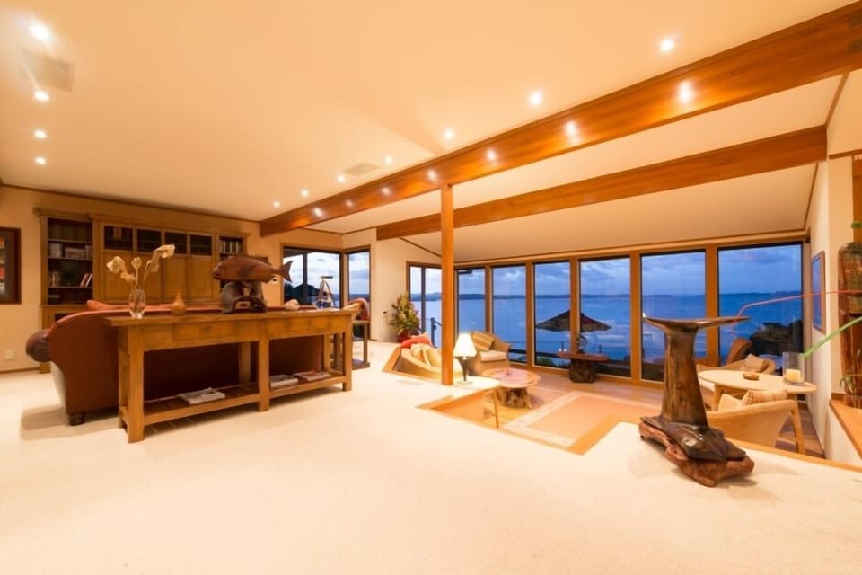 Lounge area