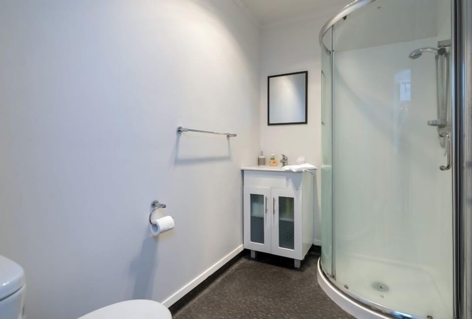 Onesuite 1