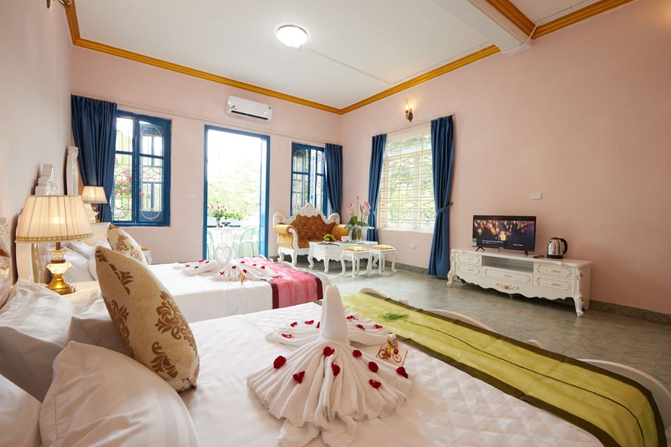 Junior Suite | In-room safe, desk, soundproofing, free WiFi