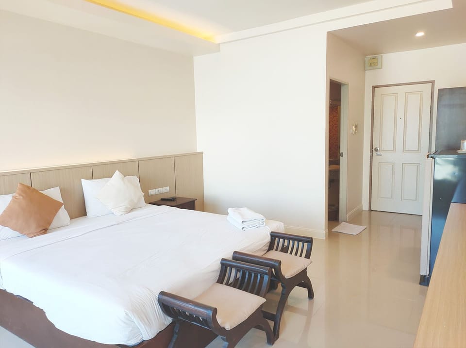 Standard Double Room | Blackout drapes, free WiFi, bed sheets