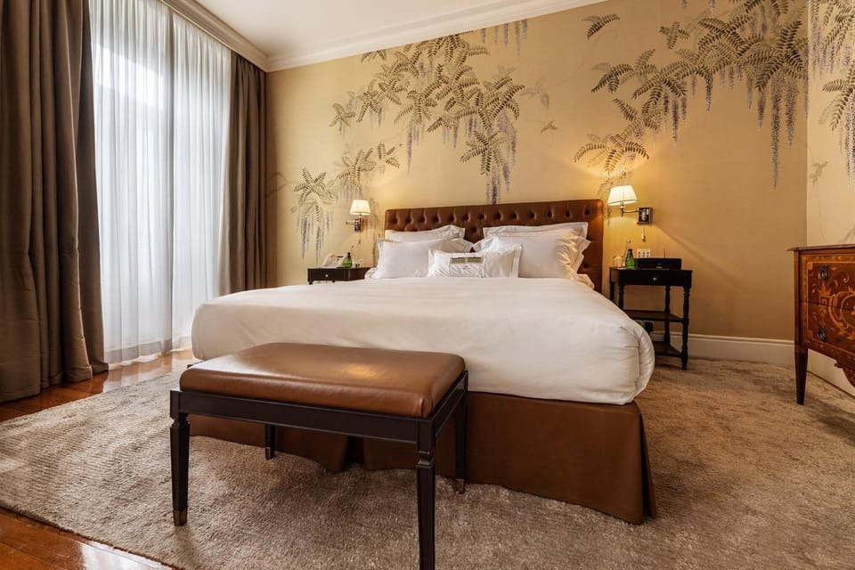 Grand Suite, 1 Bedroom, Garden View | Hypo-allergenic bedding, minibar, in-room safe, desk