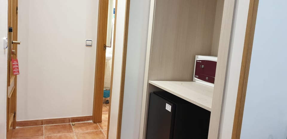 Hostal Las Fuentes - Adults Only Hostel in Centro