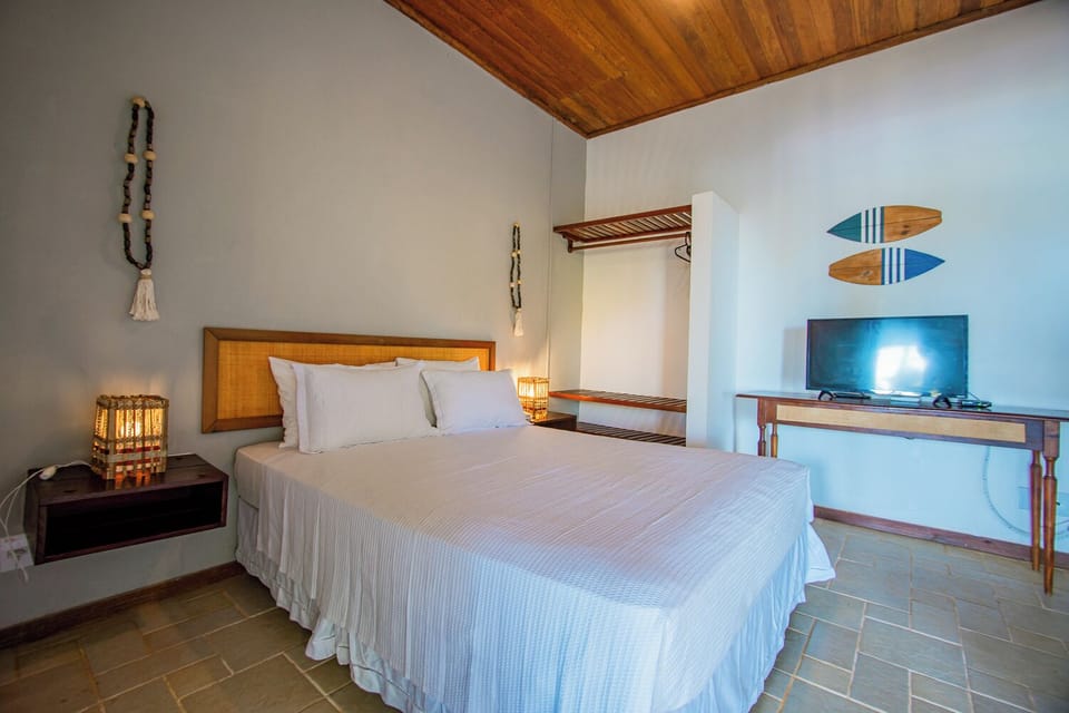 CASA 13 | Minibar, cribs (free), WiFi (free), individually decorated