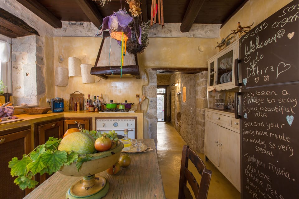 Fully equipped kitchen!
