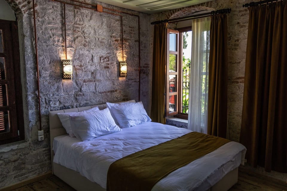 Comfort Triple Room | Free WiFi, bed sheets