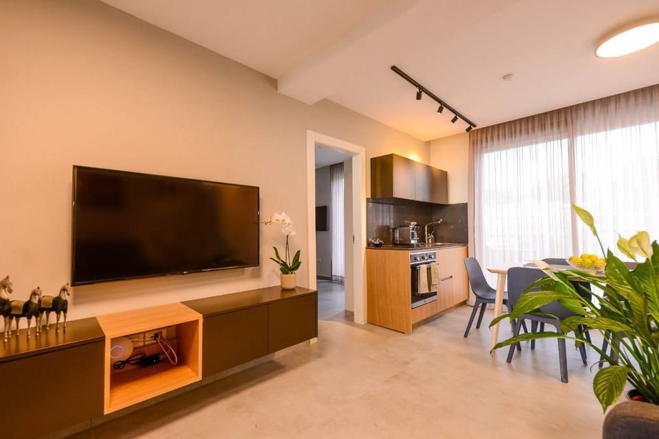 Luxury Penthouse, Sea View | Television