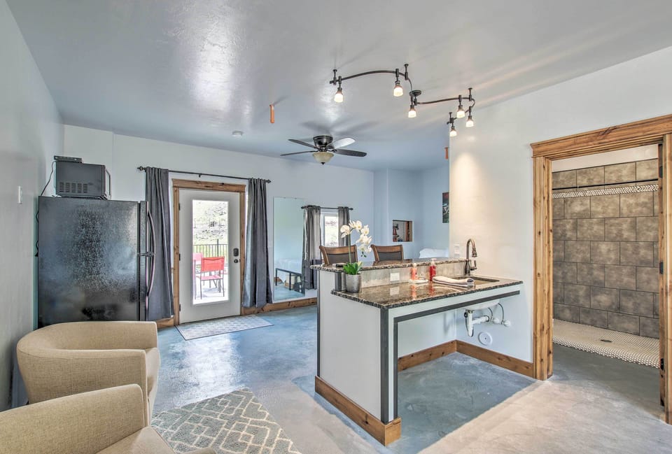 Kitchenette