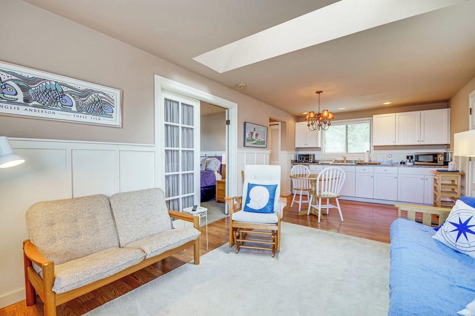 Apartment | Living Room | Futon