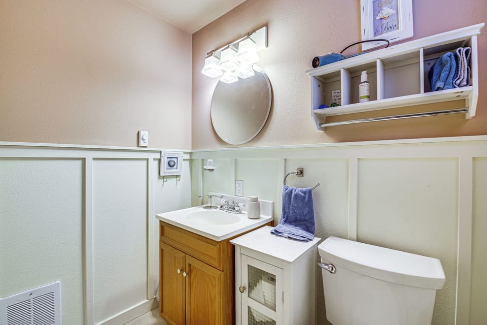 Full Bathroom