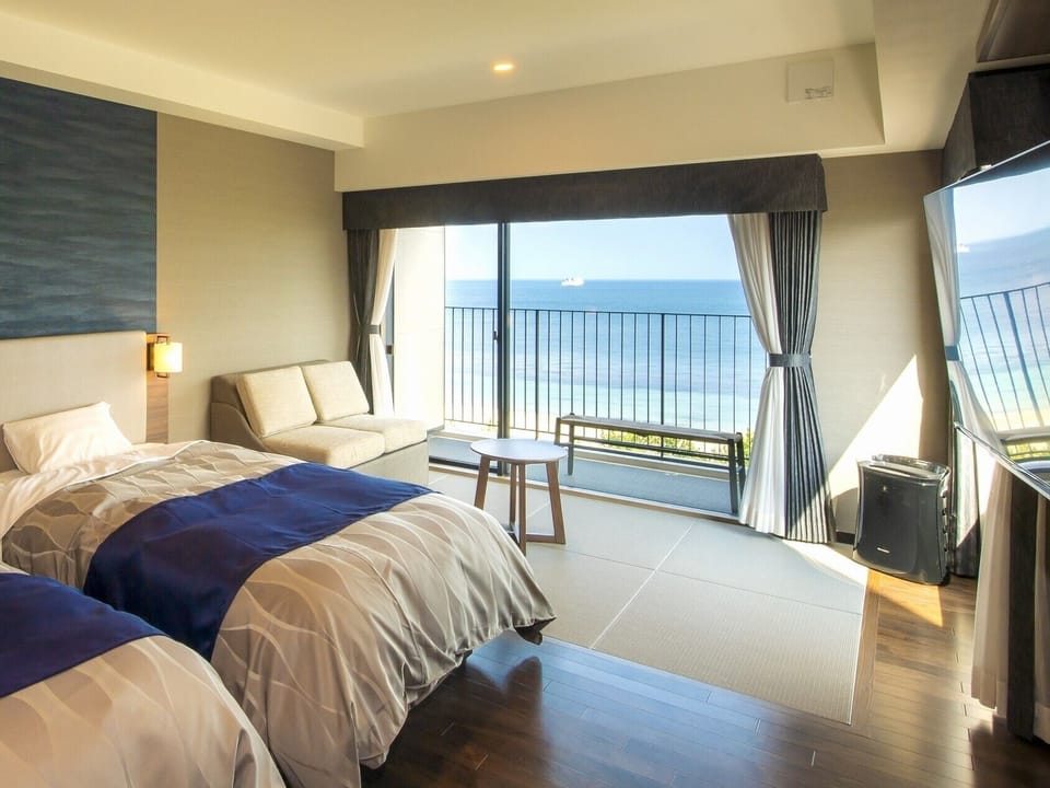 Superior Room | In-room safe, soundproofing, WiFi (free), bed sheets
