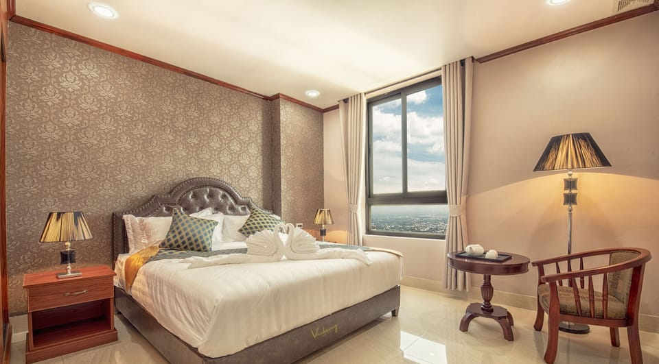 In-room safe, laptop workspace, blackout drapes, WiFi (free)