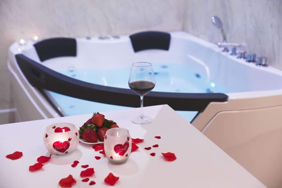 Suite, Jetted Tub (Nuvole e coccole) | Jetted tub