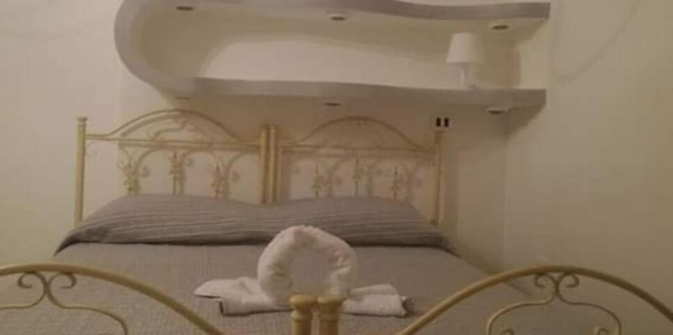 1 bedroom, soundproofing, cribs/infant beds, free WiFi