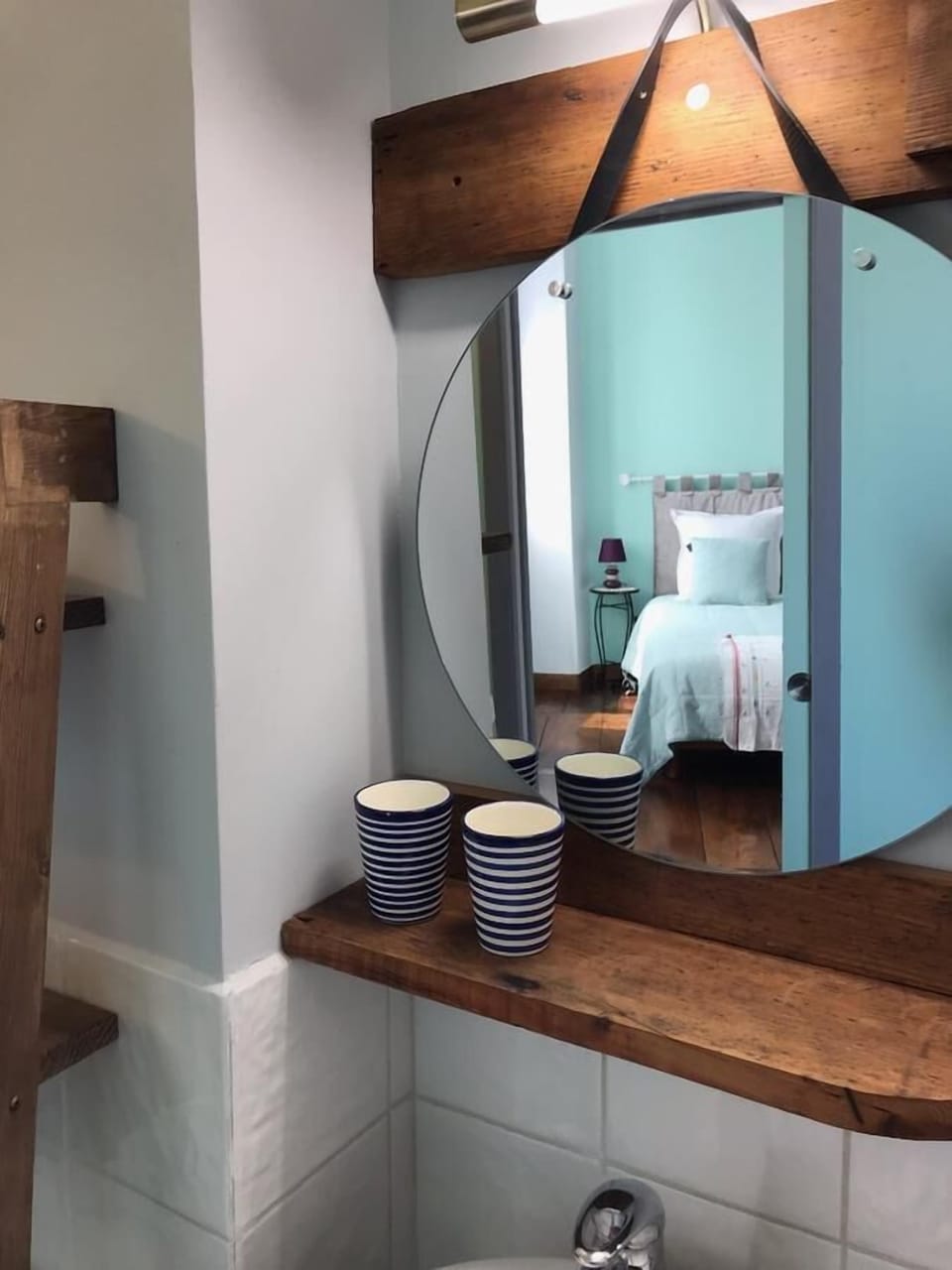 Double Room (Orient) with Fibre-optic | Bathroom | Shower, free toiletries, hair dryer, towels