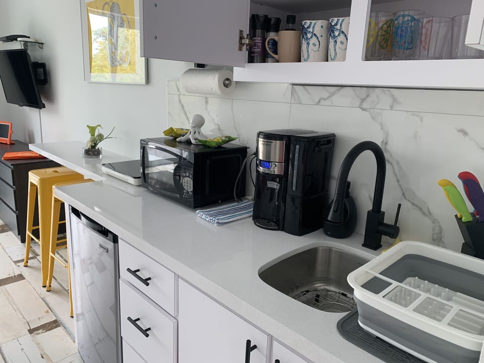 Kitchenette with appliances