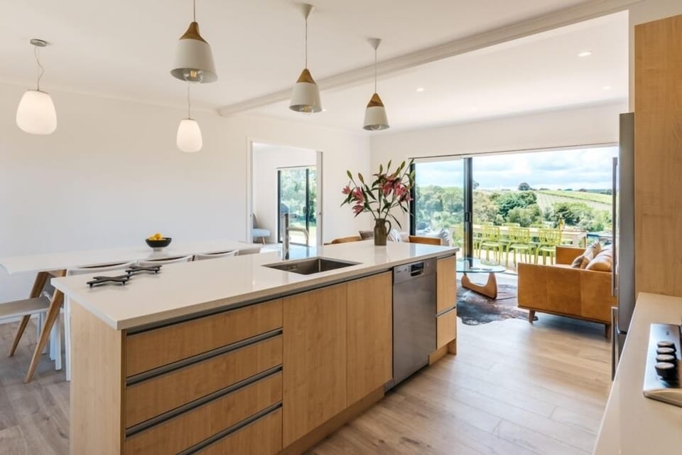 Kitchen - Tui Villa