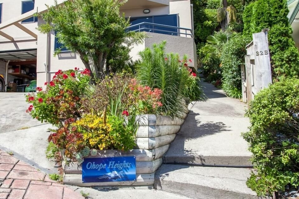 Entrance to Ohope Heights