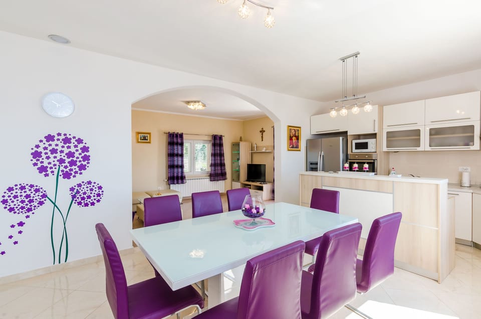 Villa, 4 Bedrooms, Private Pool, Pool View | Living area | 20-inch flat-screen TV with cable channels, TV, table tennis