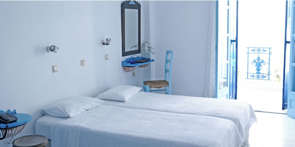 Rollaway beds, free WiFi, bed sheets