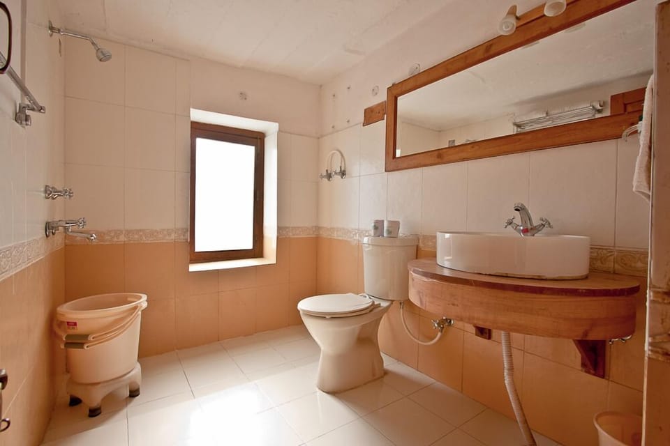 Free toiletries, towels