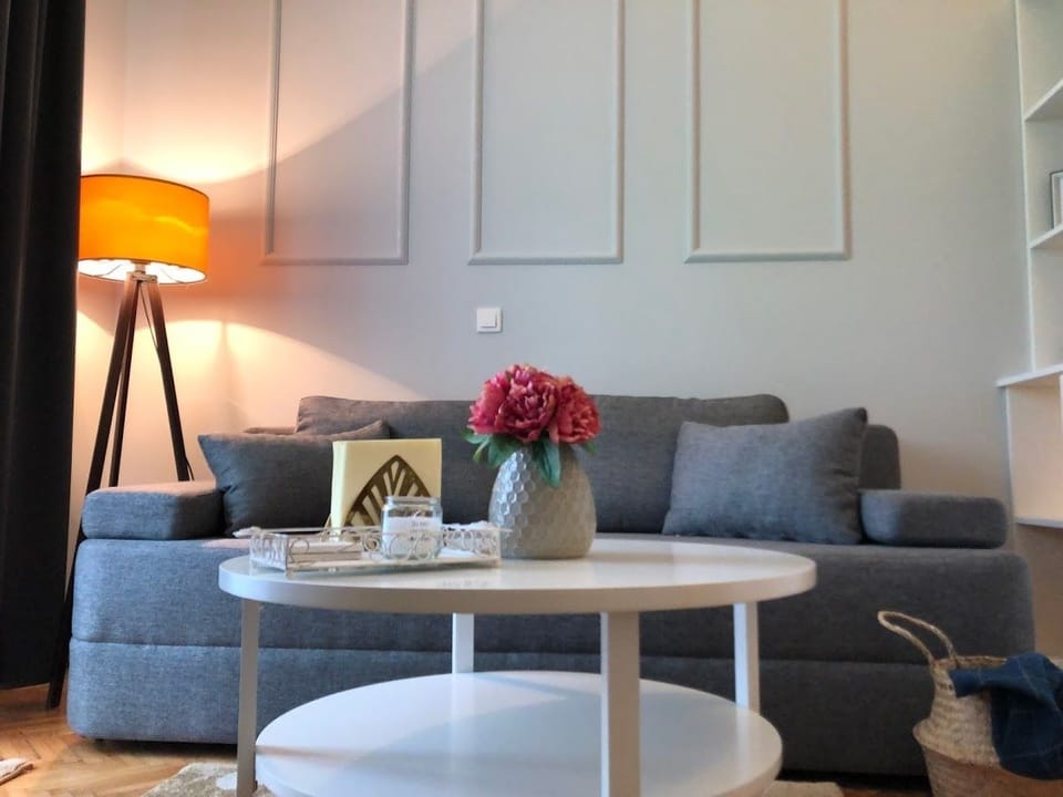 Comfort Apartment | Living area | Flat-screen TV
