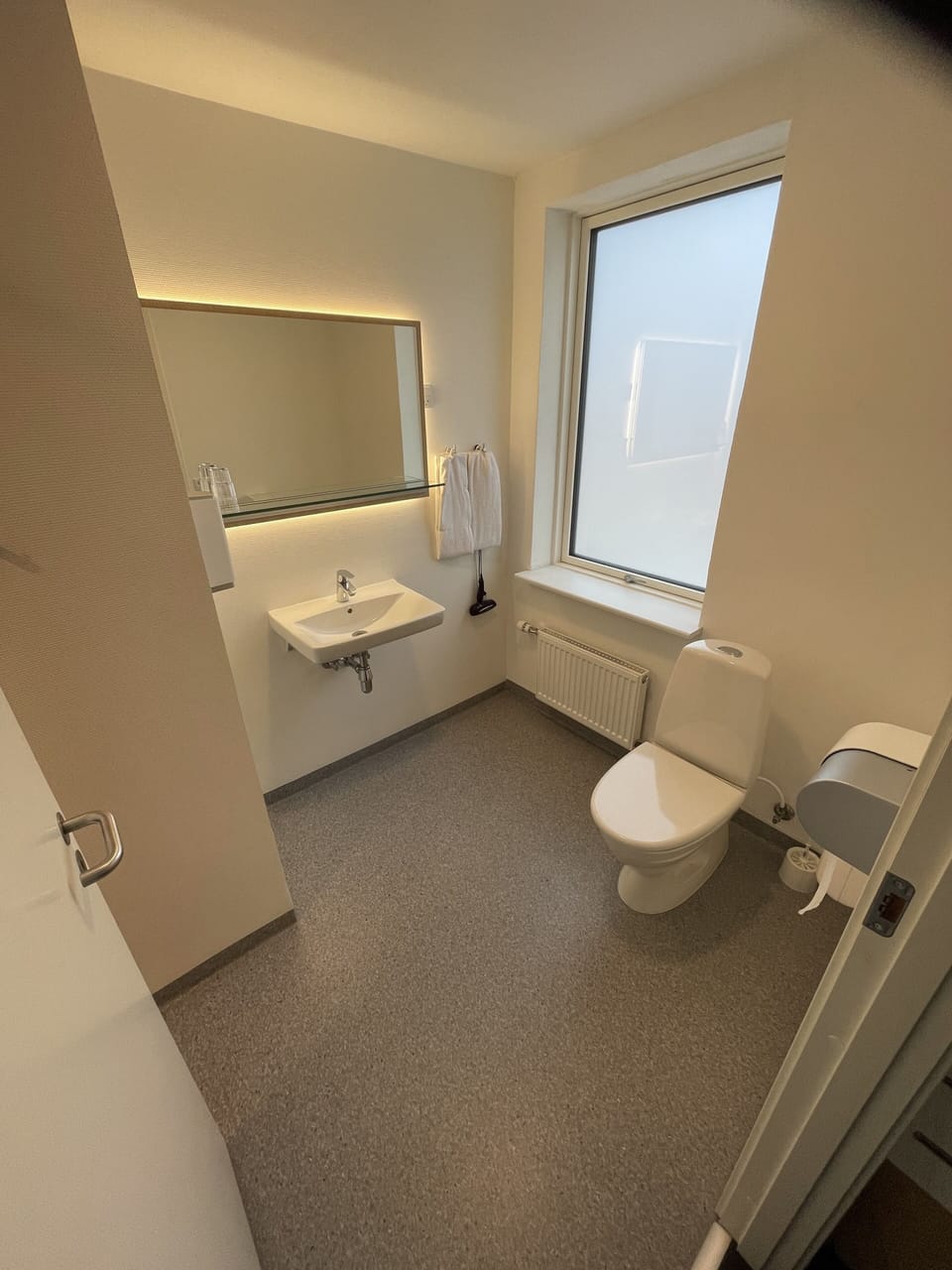 Double or Twin Room | Bathroom | Shower, hair dryer, towels, soap