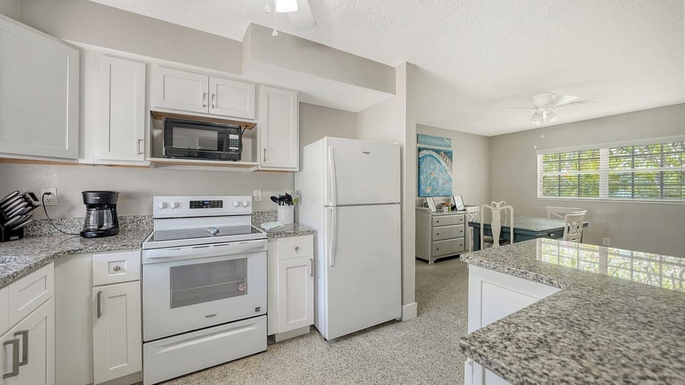 Nicely Appointed Kitchen Area