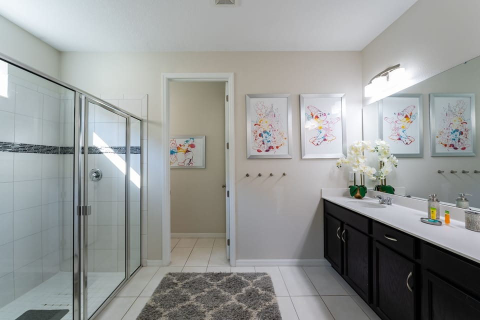 Master Bathroom downstairs