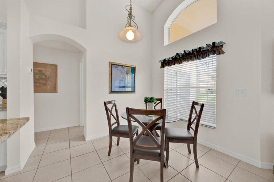 Breakfast Table