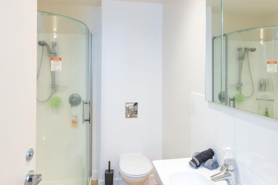 Bathroom 1 Upstairs