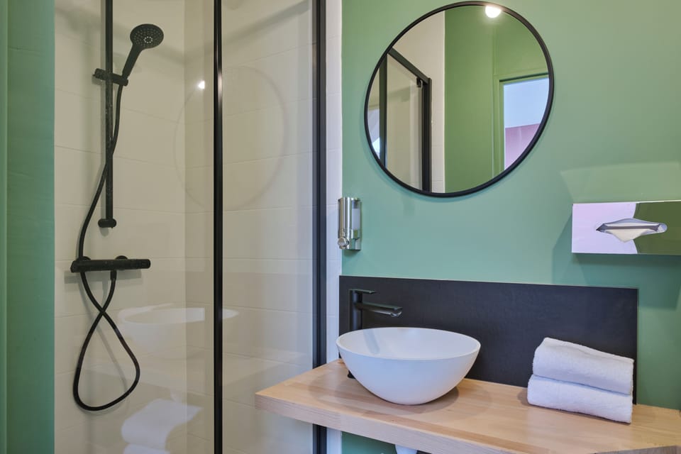 The Originals City, Hôtel Le Beaujoire, Nantes Hotel in Nantes