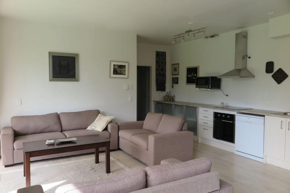 Kaka living area