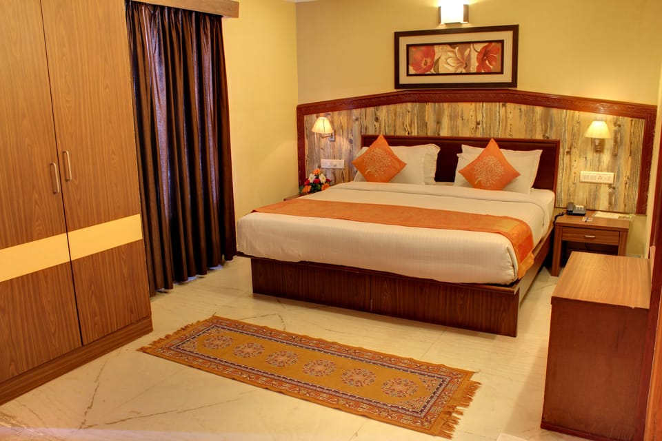 Rollaway beds, free WiFi, bed sheets, wheelchair access