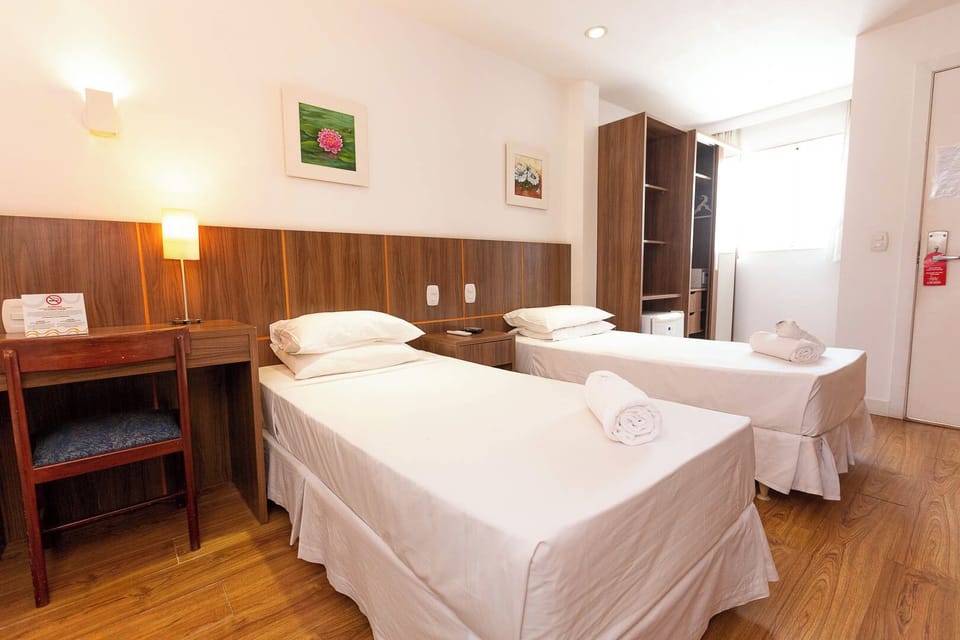 Standard Twin Room | In-room safe, desk, soundproofing, free WiFi