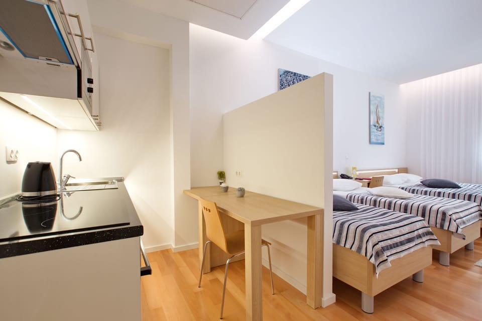 Executive Apartment, Hot Tub | Minibar, in-room safe, desk, blackout drapes