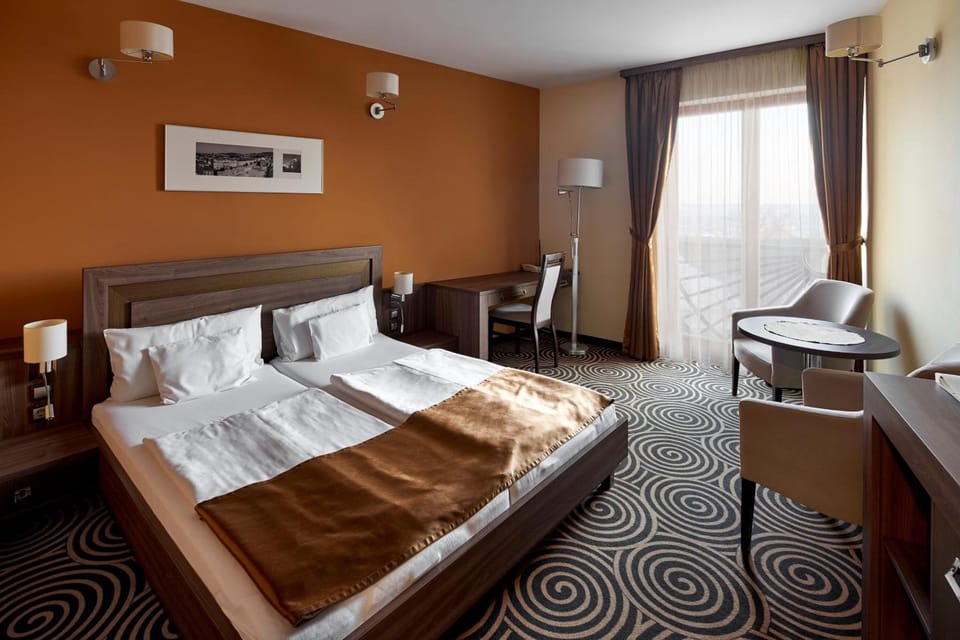 1 bedroom, minibar, in-room safe, desk