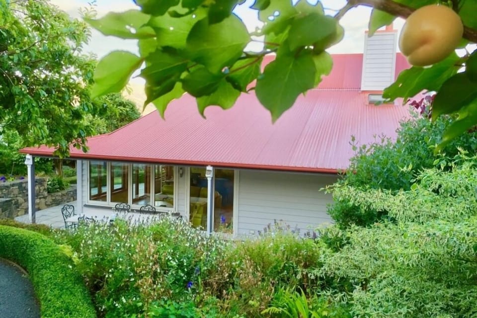 Verandah via Apricot