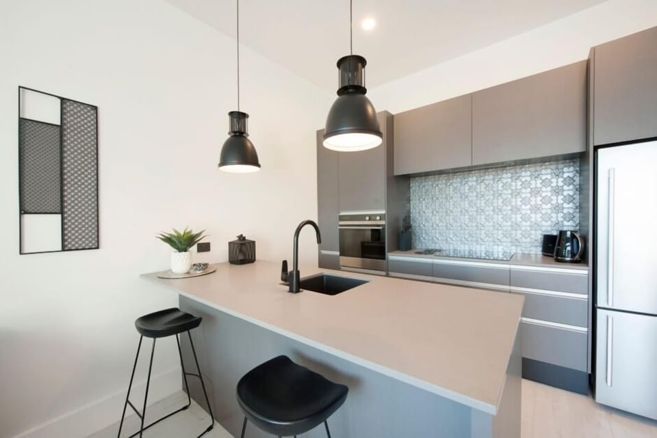 Fully-equipped kitchen