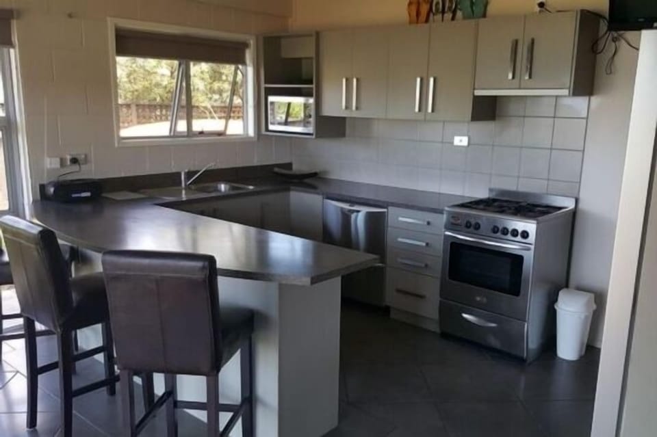 Kitchen/Dining