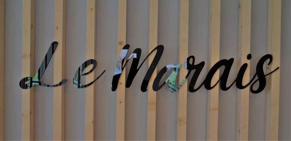 Lunch and dinner served, Regional cuisine