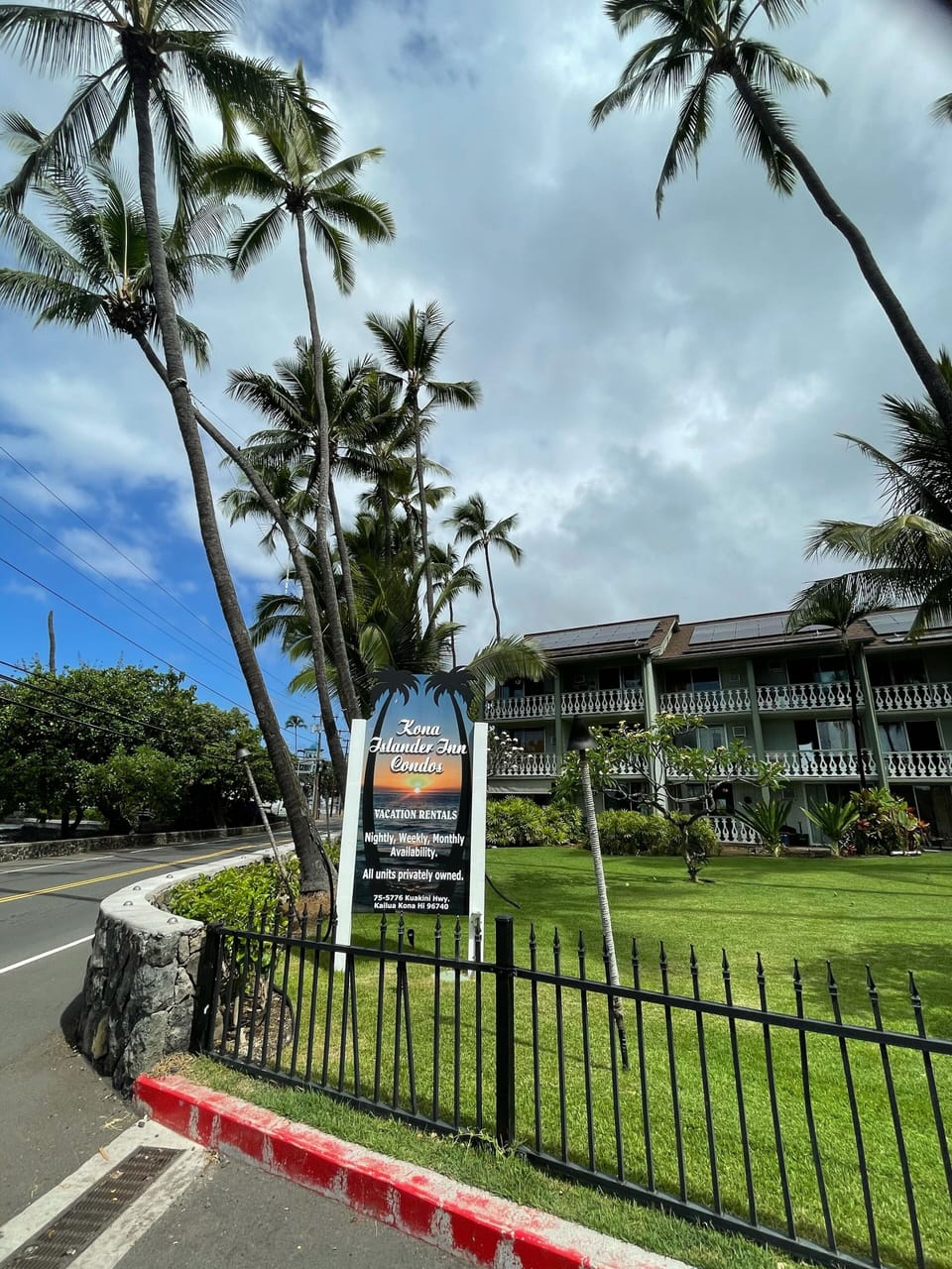 Alii drive entrance.