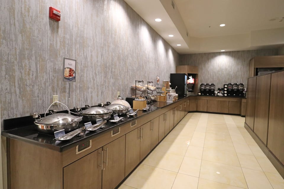 Free continental breakfast on weekends
