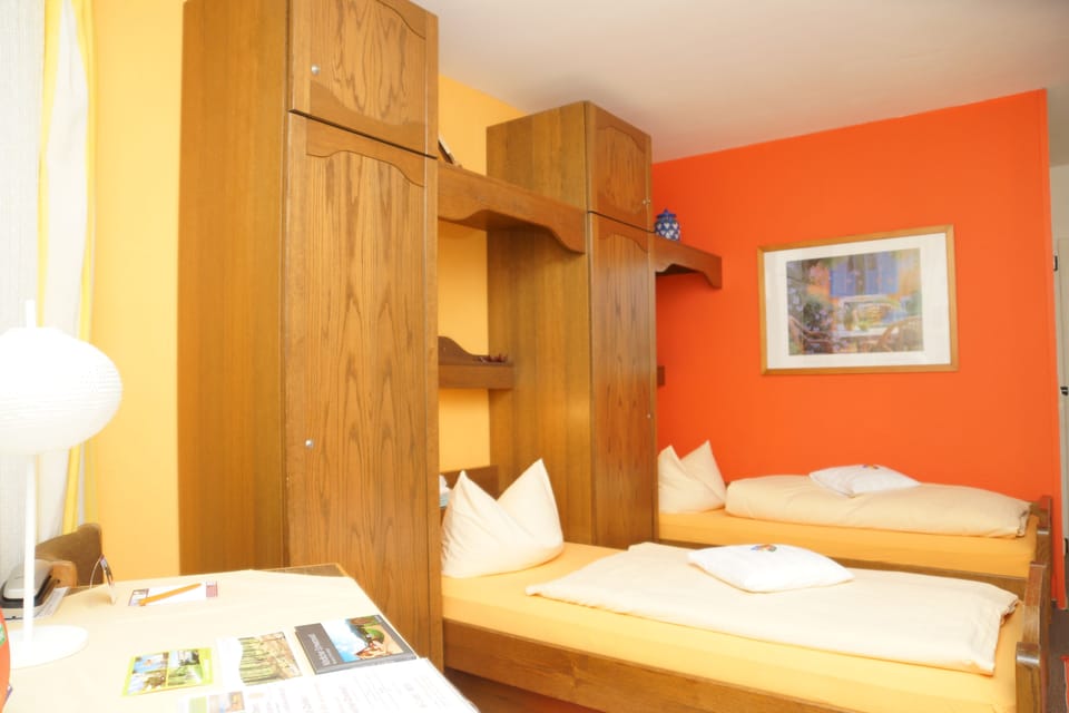 Desk, free WiFi, bed sheets