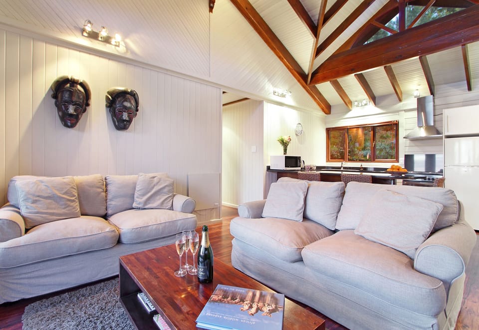 Comfort Cottage, Ocean View, Sea Facing (Ezantsi - Self Catering) | Living area | 40-inch flat-screen TV with satellite channels, streaming services