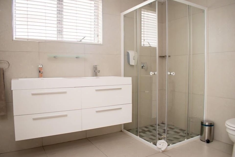 Balmoral Lodge Bed and Breakfast in Cape Town